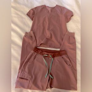 Figs Mineral Mauve Jogger Scrub Set Size Medium